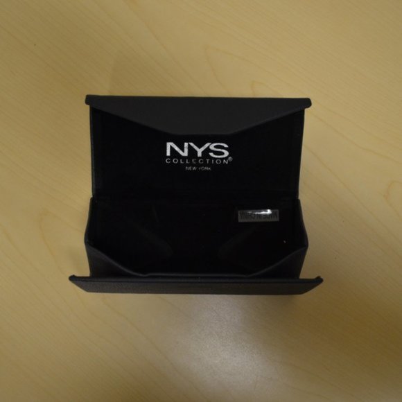 Collapsible Tri-Fold Case Assorted Colors - Picture 7 of 14